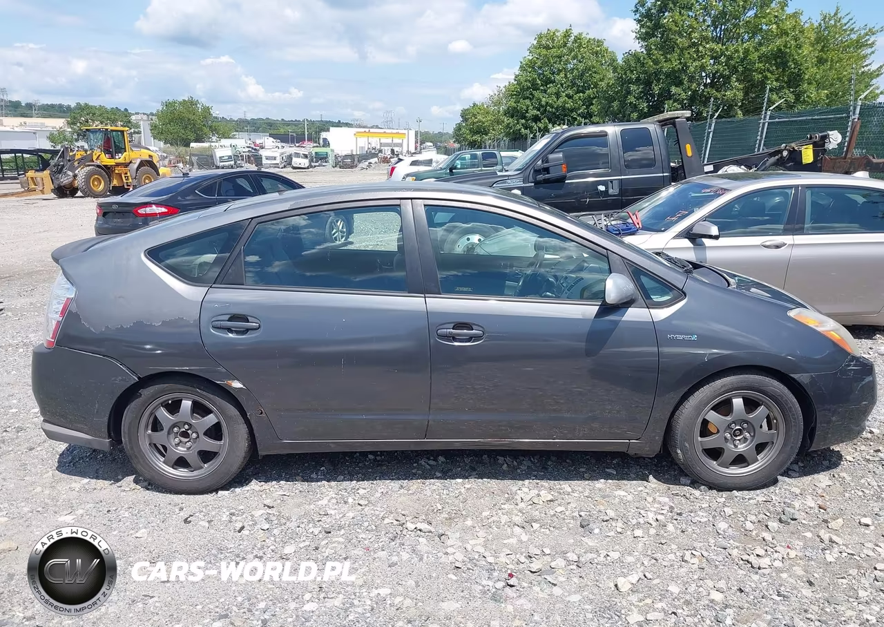 2009 Toyota Prius Touring VIN:JTDKB20U093491182 - 13