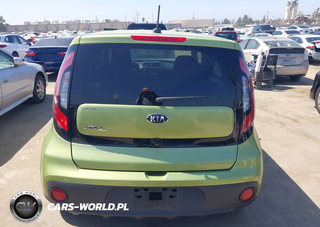 2019 Kia Soul VIN:KNDJN2A21K7916519 - 16
