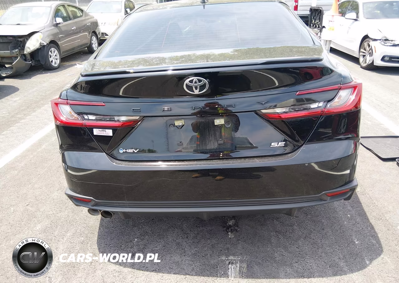 2025 Toyota Camry Se VIN:4T1DAACK0SU559802 - 17