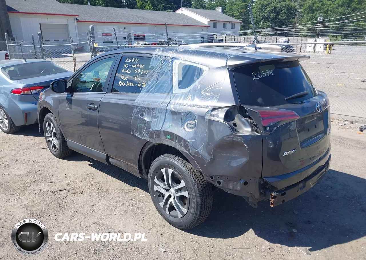 2018 Toyota Rav4 Le VIN:JTMBFREV1JJ260399 - 3
