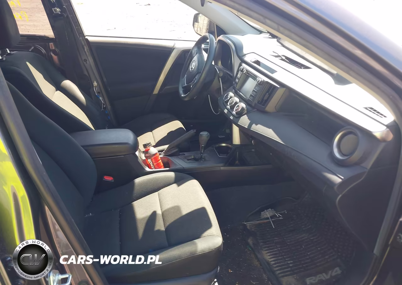 2018 Toyota Rav4 Le VIN:JTMBFREV1JJ260399 - 5