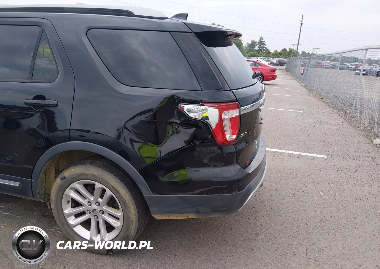 2016 Ford Explorer Xlt VIN:1FM5K7DHXGGC64610 - 6