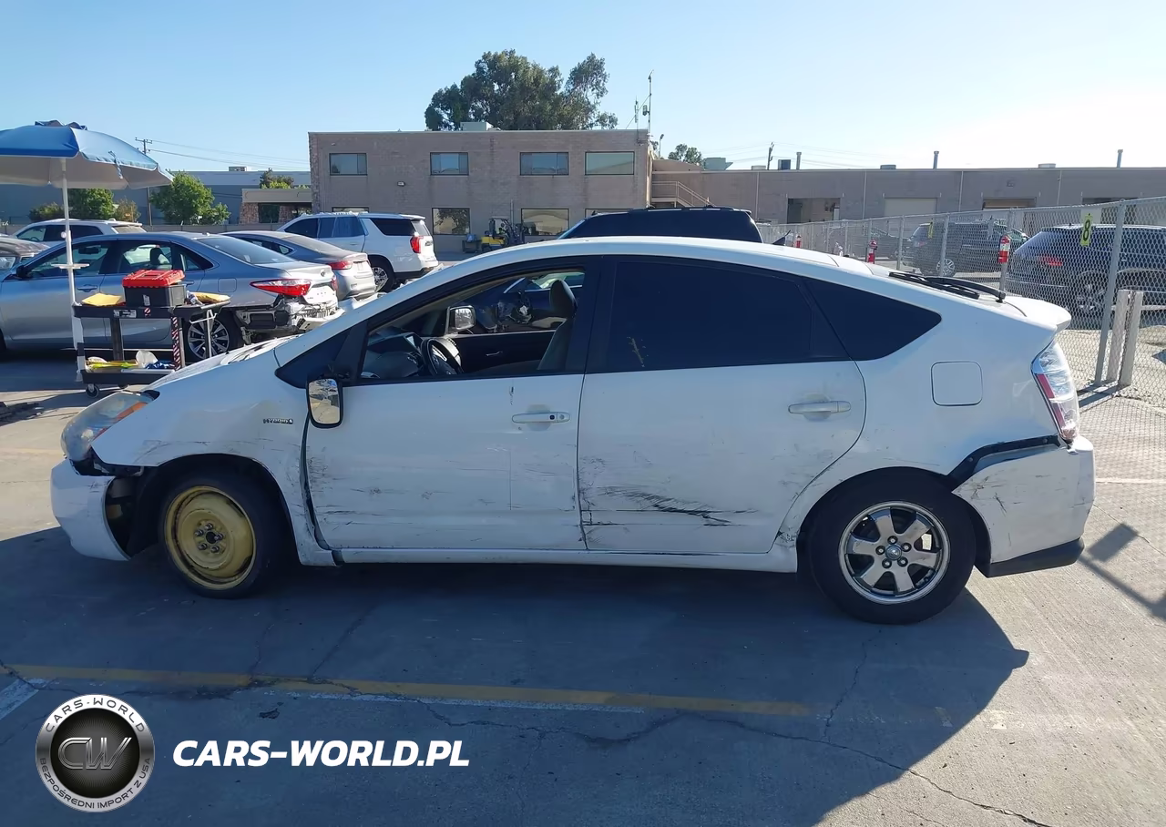2009 Toyota Prius Touring VIN:JTDKB20U997877737 - 14
