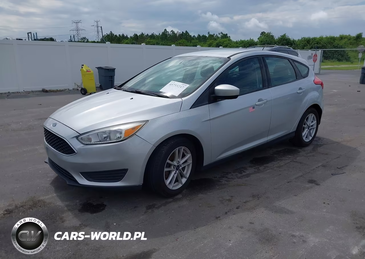 2018 Ford Focus Se VIN:1FADP3K25JL224657 - 2