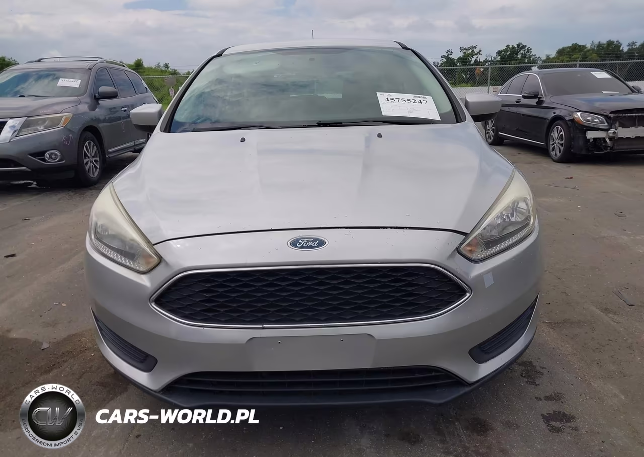 2018 Ford Focus Se VIN:1FADP3K25JL224657 - 6