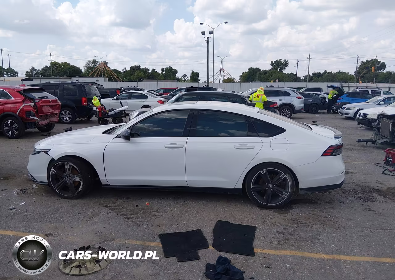 2025 Honda Accord Hybrid Sport-L VIN:1HGCY2F75SA028459 - 14
