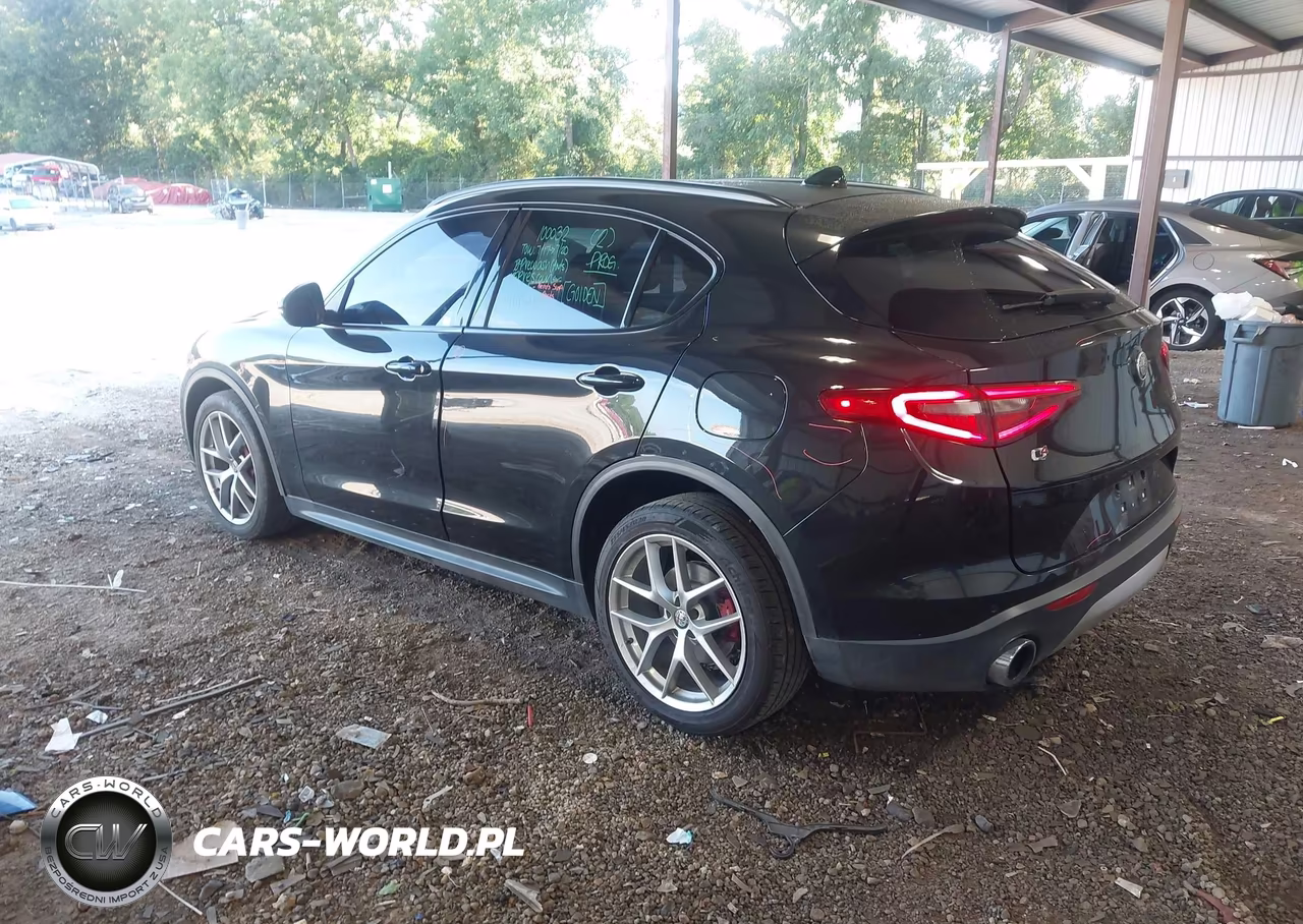 2018 Alfa Romeo Stelvio Ti Sport Awd VIN:ZASFAKNN6J7B90359 - 3