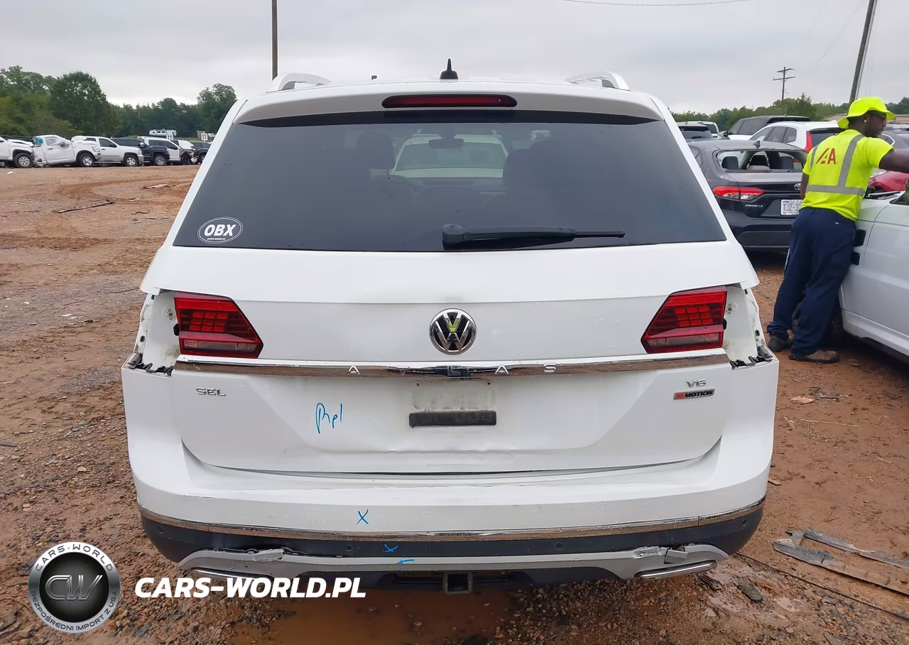 2018 Volkswagen Atlas 3.6L V6 Sel Premium VIN:1V2NR2CA8JC502927 - 16