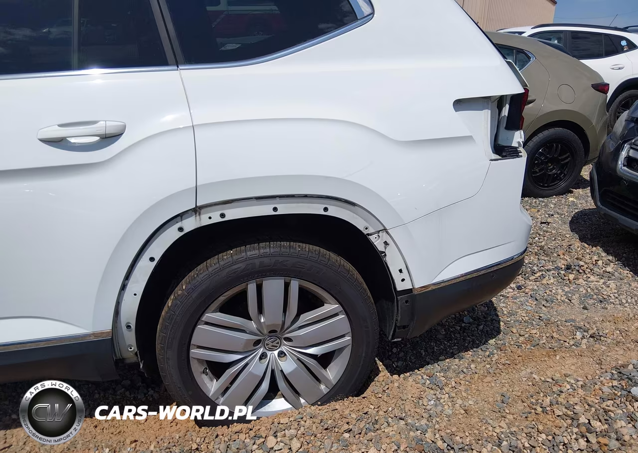 2018 Volkswagen Atlas 3.6L V6 Sel Premium VIN:1V2NR2CA8JC502927 - 17