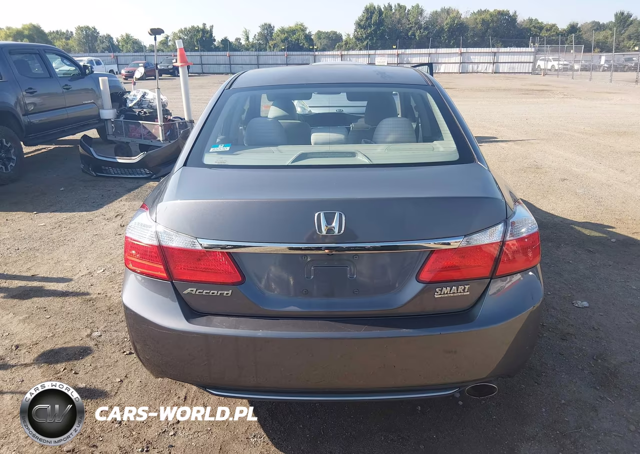 2015 Honda Accord Lx VIN:1HGCR2F31FA268785 - 17