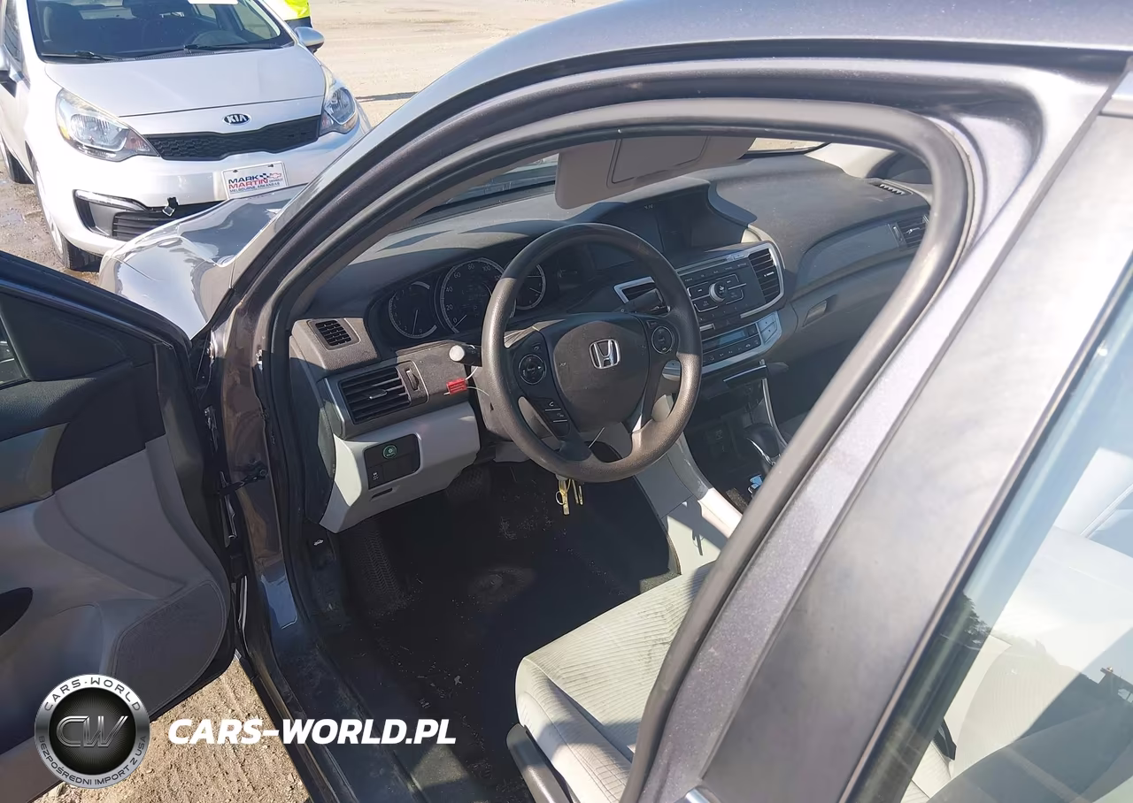 2015 Honda Accord Lx VIN:1HGCR2F31FA268785 - 18