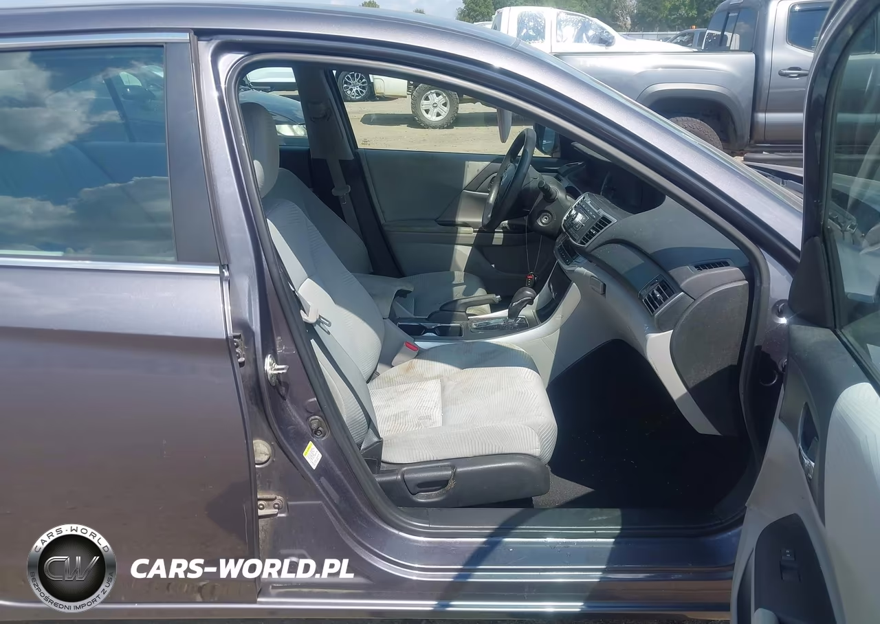 2015 Honda Accord Lx VIN:1HGCR2F31FA268785 - 5