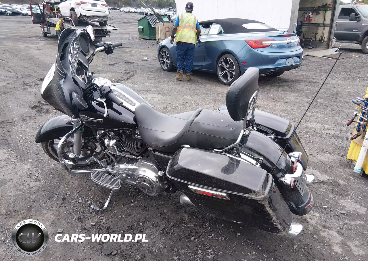 2022 Harley-Davidson Flhx VIN:1HD1KBC18NB639560 - 3