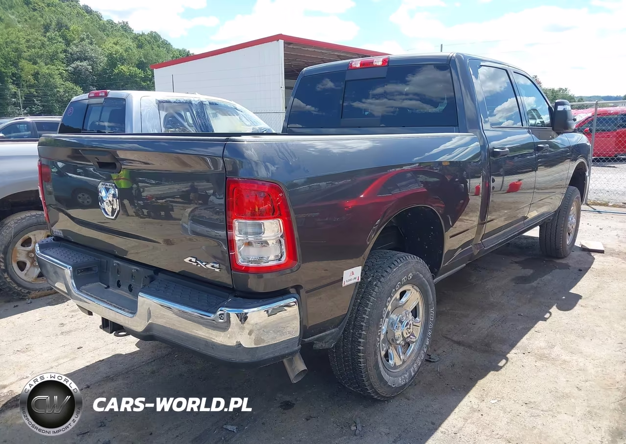 2024 Ram 2500 VIN:3C6UR5CJ0RG324882 - 4