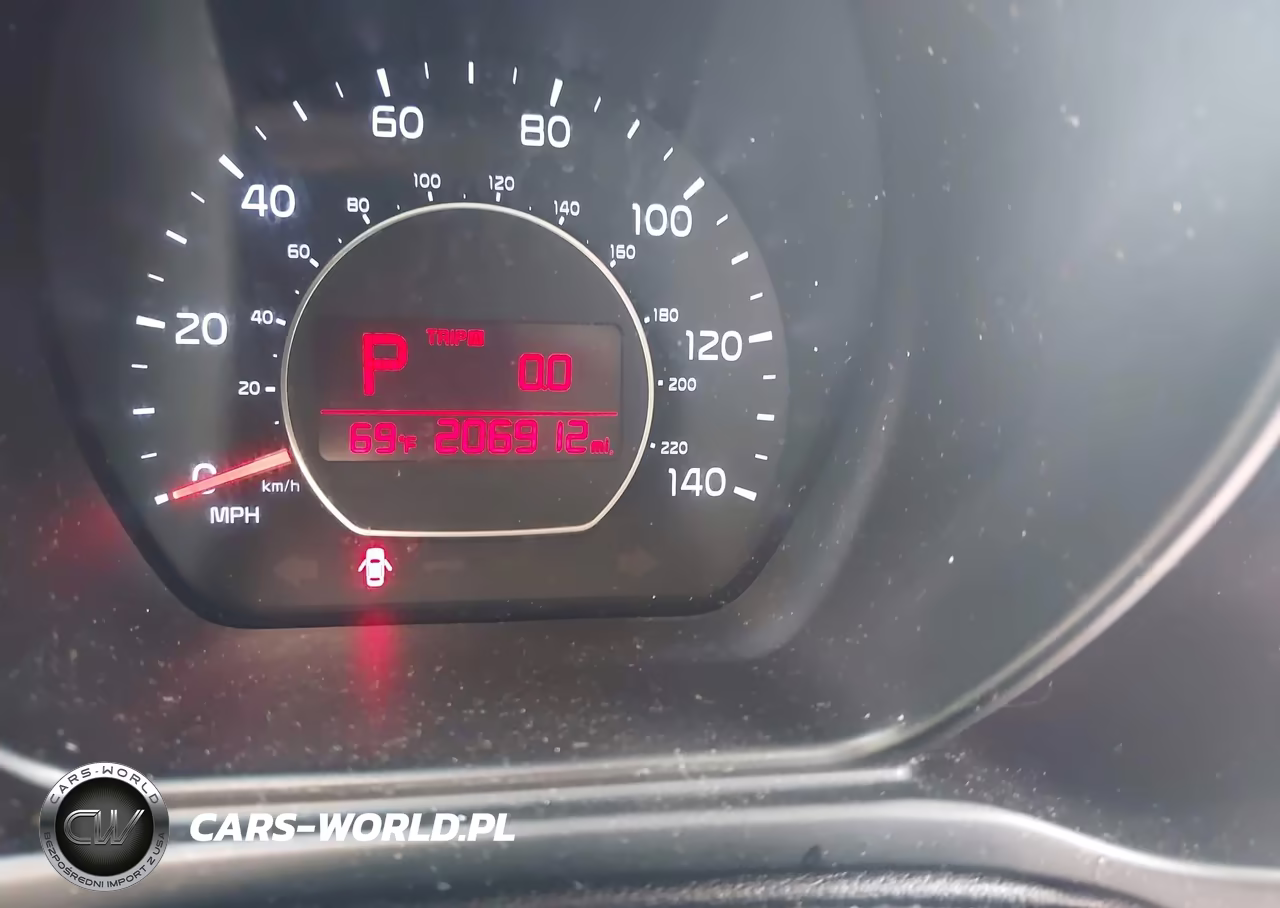 2014 Kia Soul VIN:KNDJN2A2XE7099863 - 7