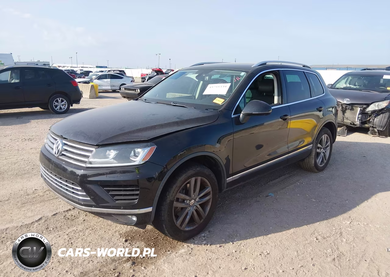 2015 Volkswagen Touareg V6 Lux VIN:WVGEF9BP8FD008010 - 2