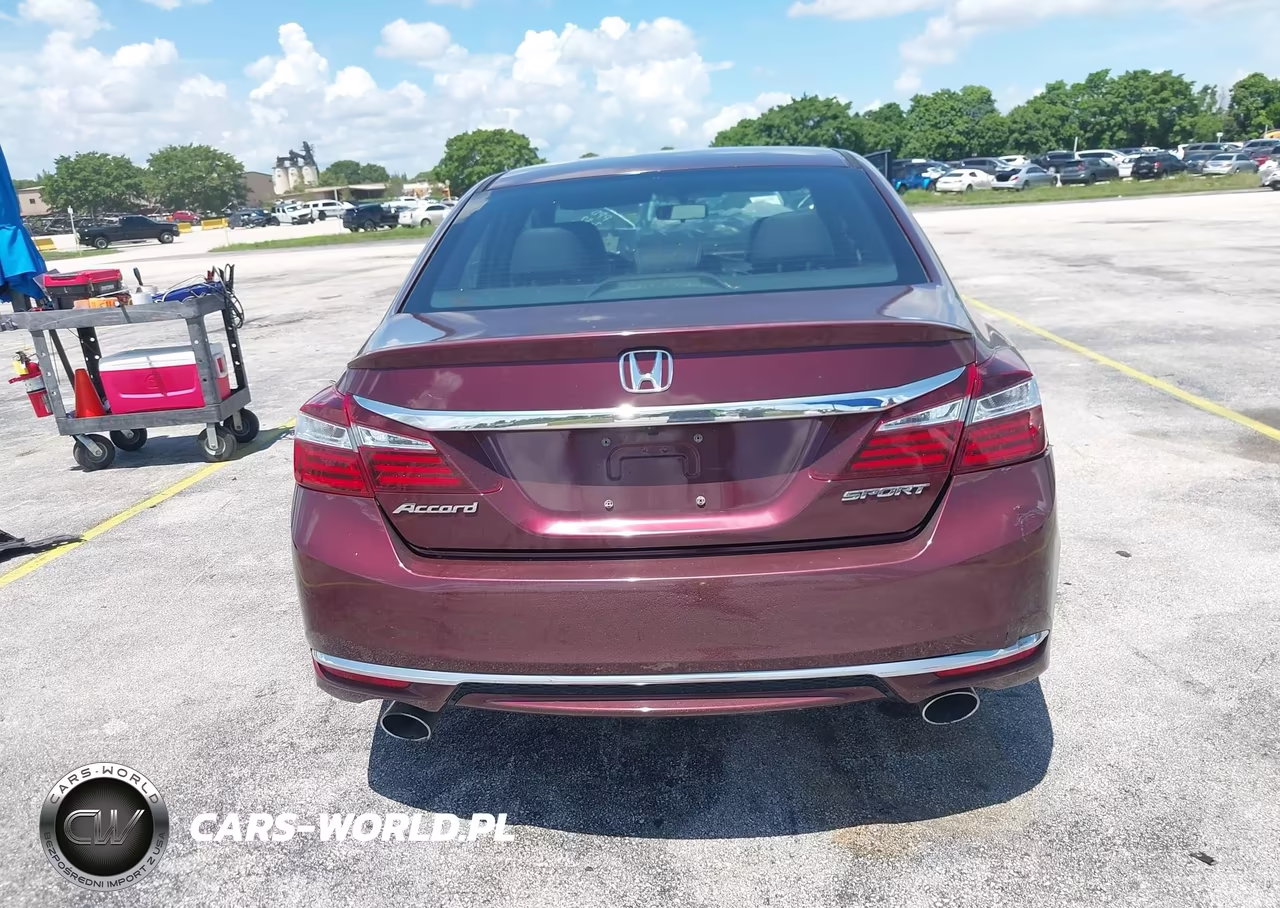 2017 Honda Accord Sport VIN:1HGCR2F57HA143603 - 16