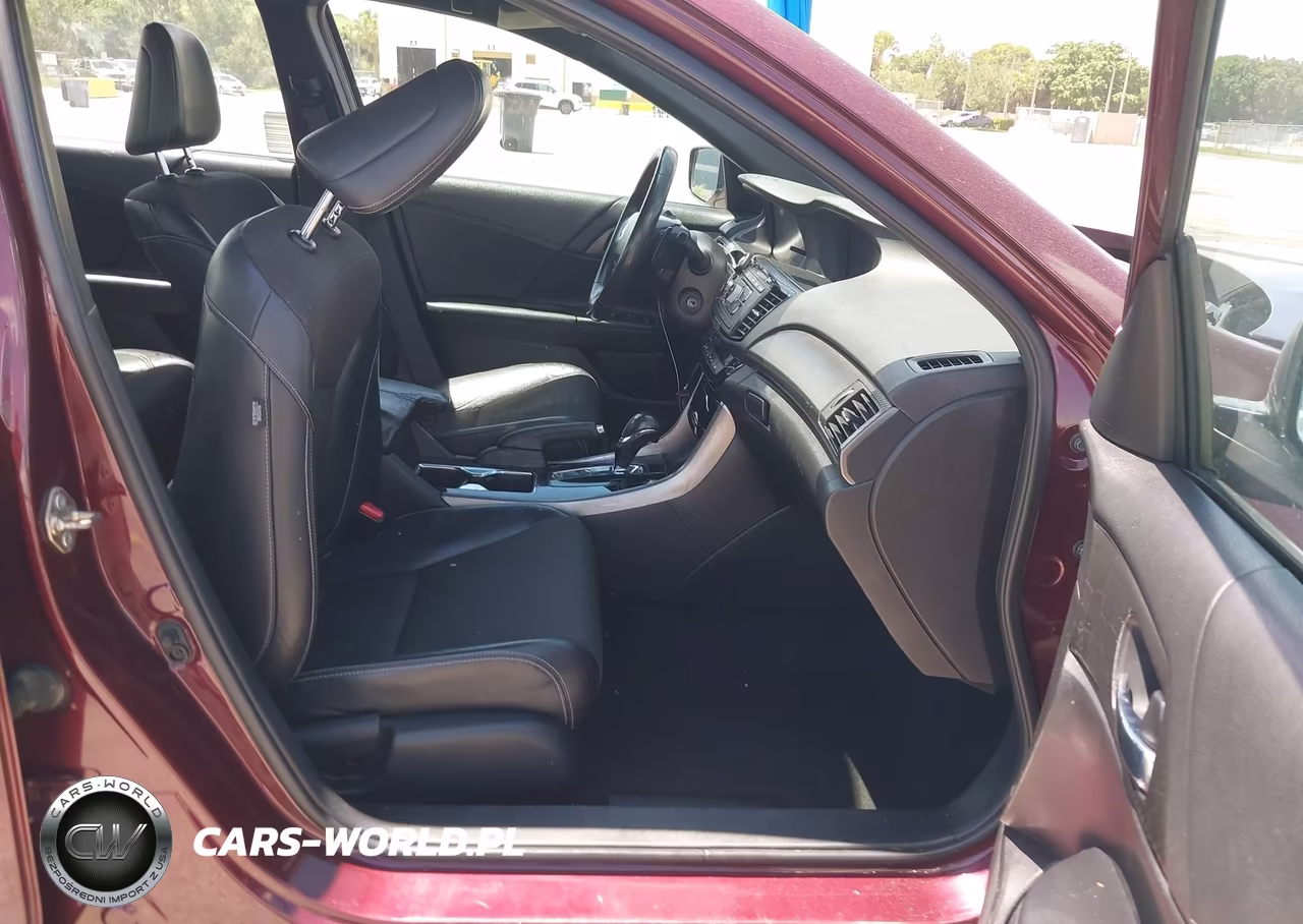 2017 Honda Accord Sport VIN:1HGCR2F57HA143603 - 5