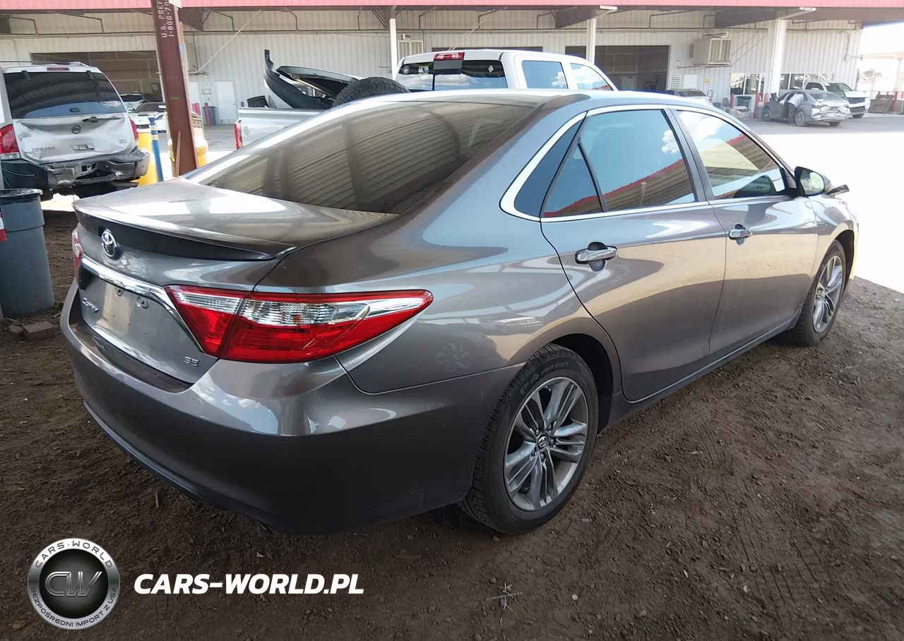 2017 Toyota Camry Se VIN:4T1BF1FK0HU269542 - 4