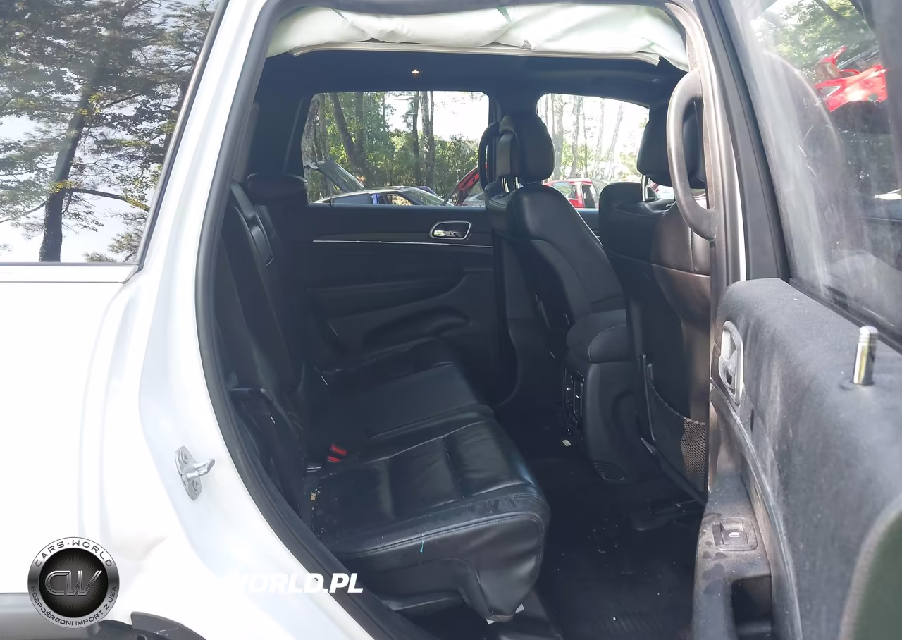 2018 Jeep Grand Cherokee Limited 4X4 VIN:1C4RJFBG5JC204469 - 8