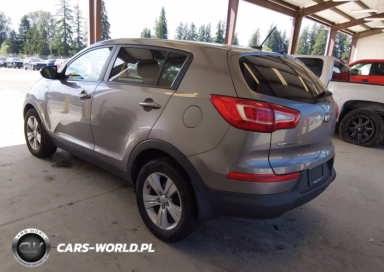 2013 Kia Sportage Lx VIN:KNDPBCA27D7486734 - 3