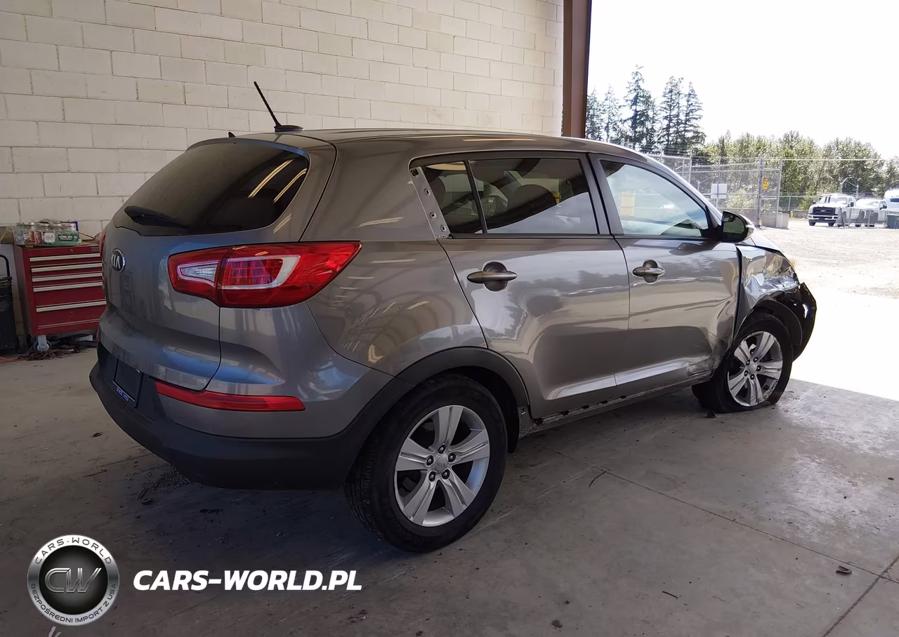 2013 Kia Sportage Lx VIN:KNDPBCA27D7486734 - 4