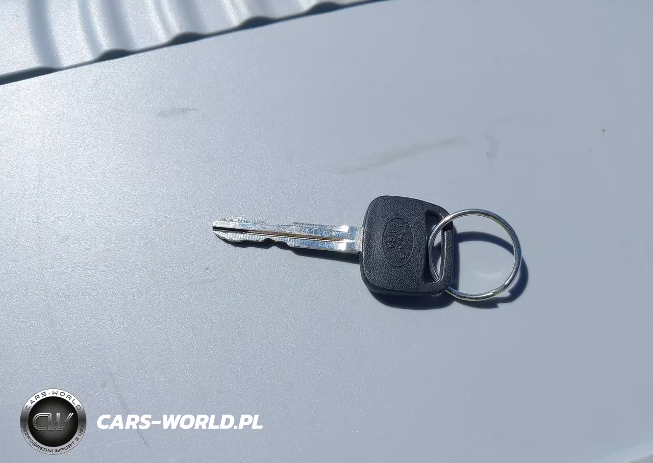 1998 Toyota Camry Le VIN:JT2BG22K6W0107165 - 11