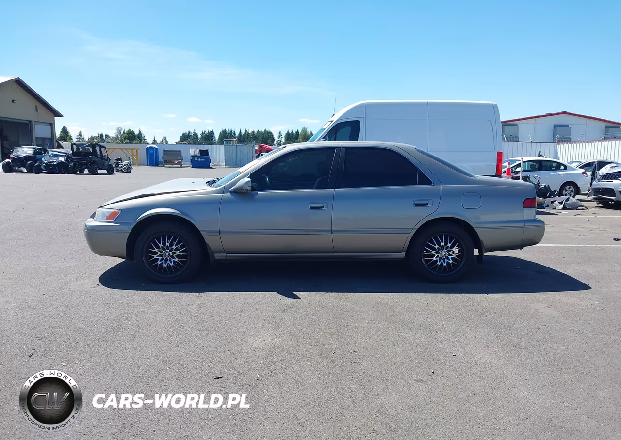 1998 Toyota Camry Le VIN:JT2BG22K6W0107165 - 14