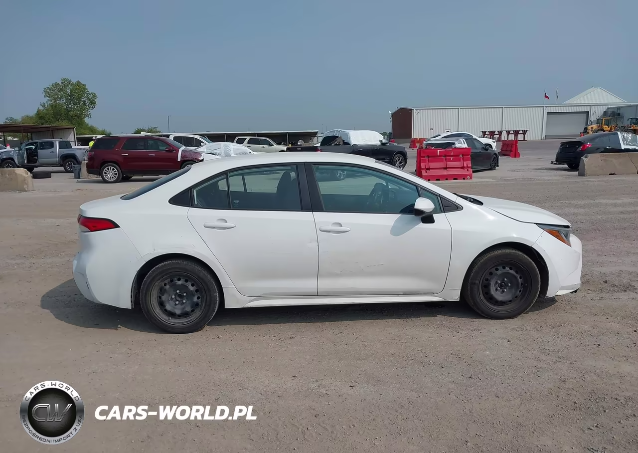 2022 Toyota Corolla Le VIN:5YFEPMAE8NP330355 - 13