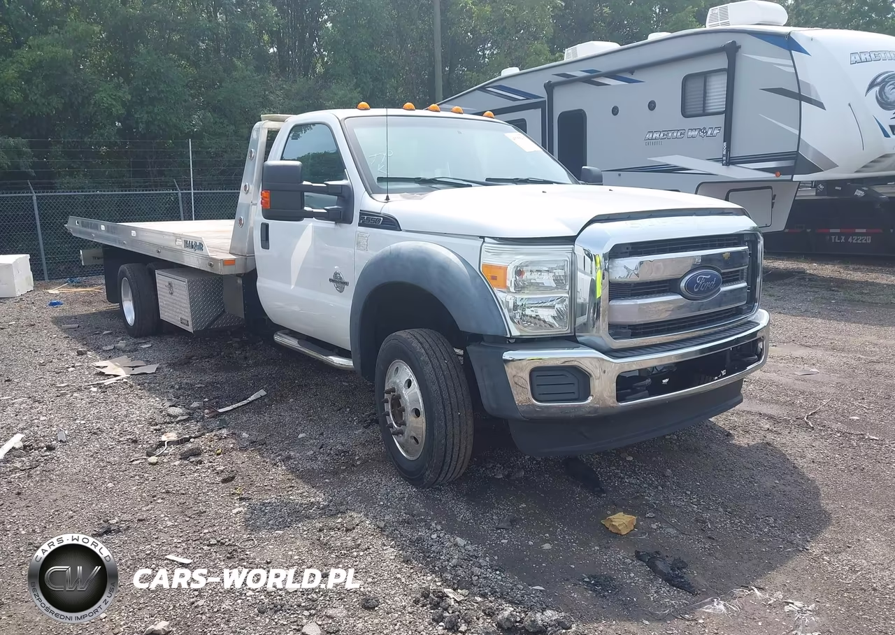2016 Ford F-550 Chassis Xl