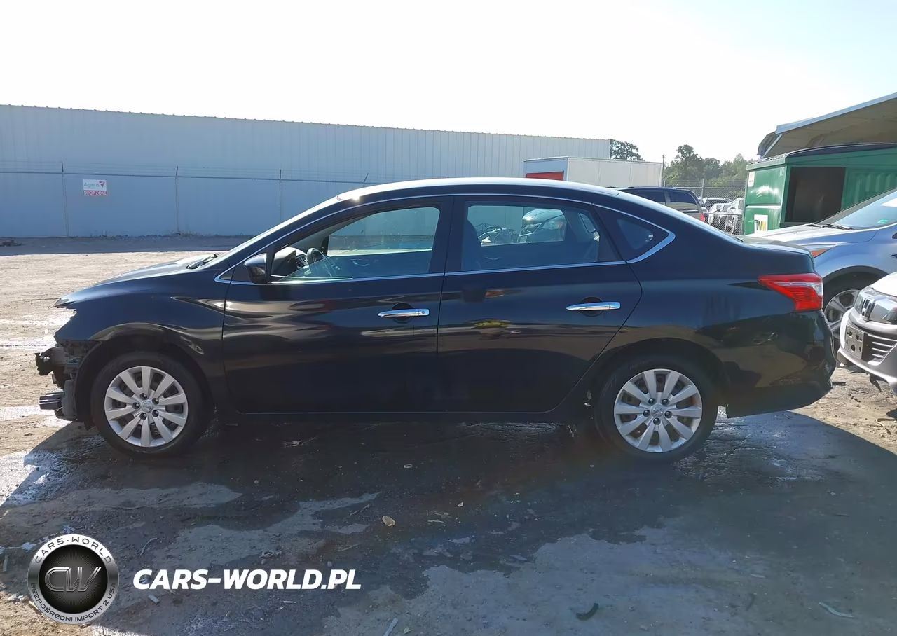 2018 Nissan Sentra S VIN:3N1AB7AP6JY326785 - 15