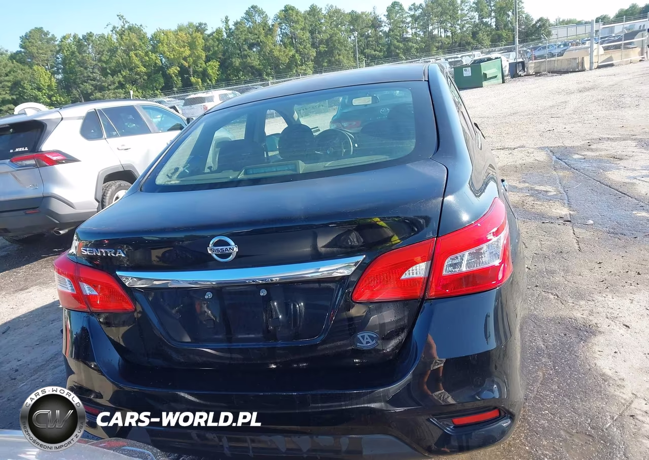 2018 Nissan Sentra S VIN:3N1AB7AP6JY326785 - 17