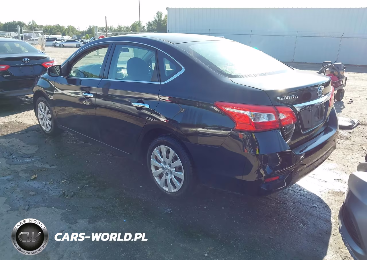 2018 Nissan Sentra S VIN:3N1AB7AP6JY326785 - 3