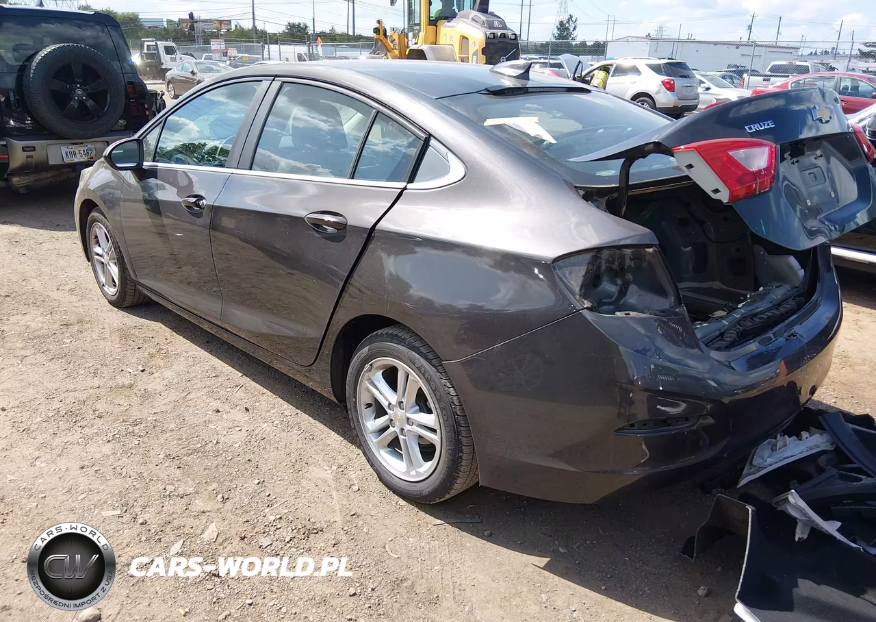 2017 Chevrolet Cruze Lt Auto VIN:1G1BE5SM7H7156779 - 3