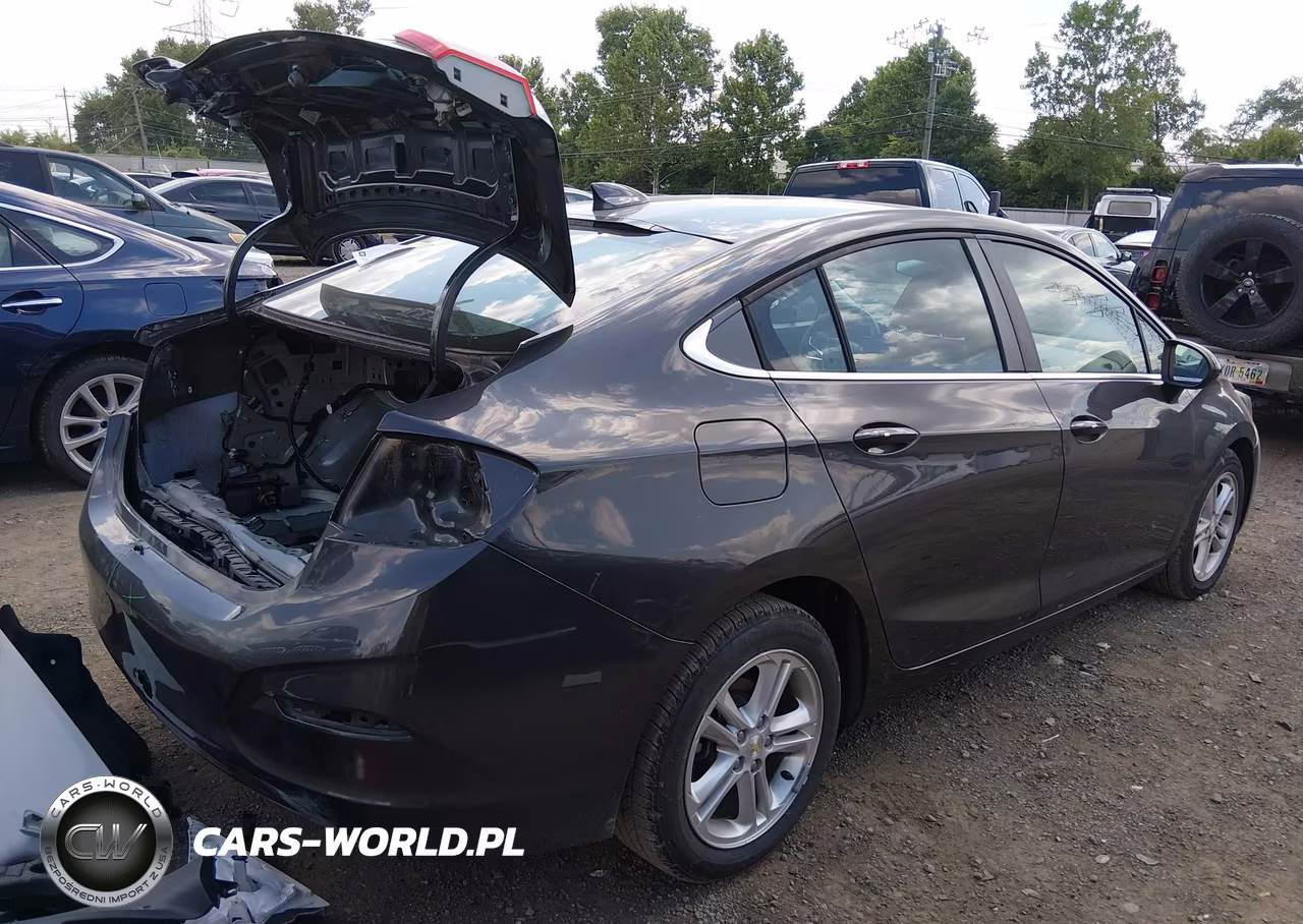 2017 Chevrolet Cruze Lt Auto VIN:1G1BE5SM7H7156779 - 4