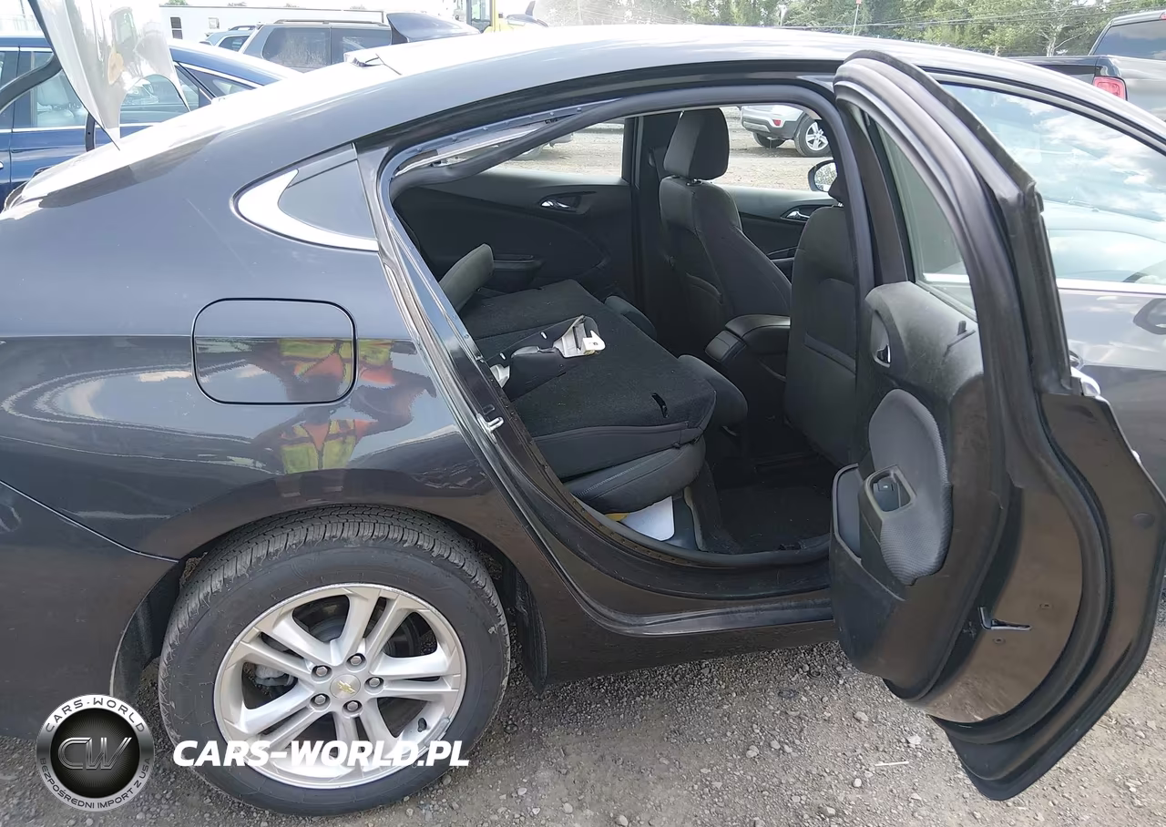 2017 Chevrolet Cruze Lt Auto VIN:1G1BE5SM7H7156779 - 8