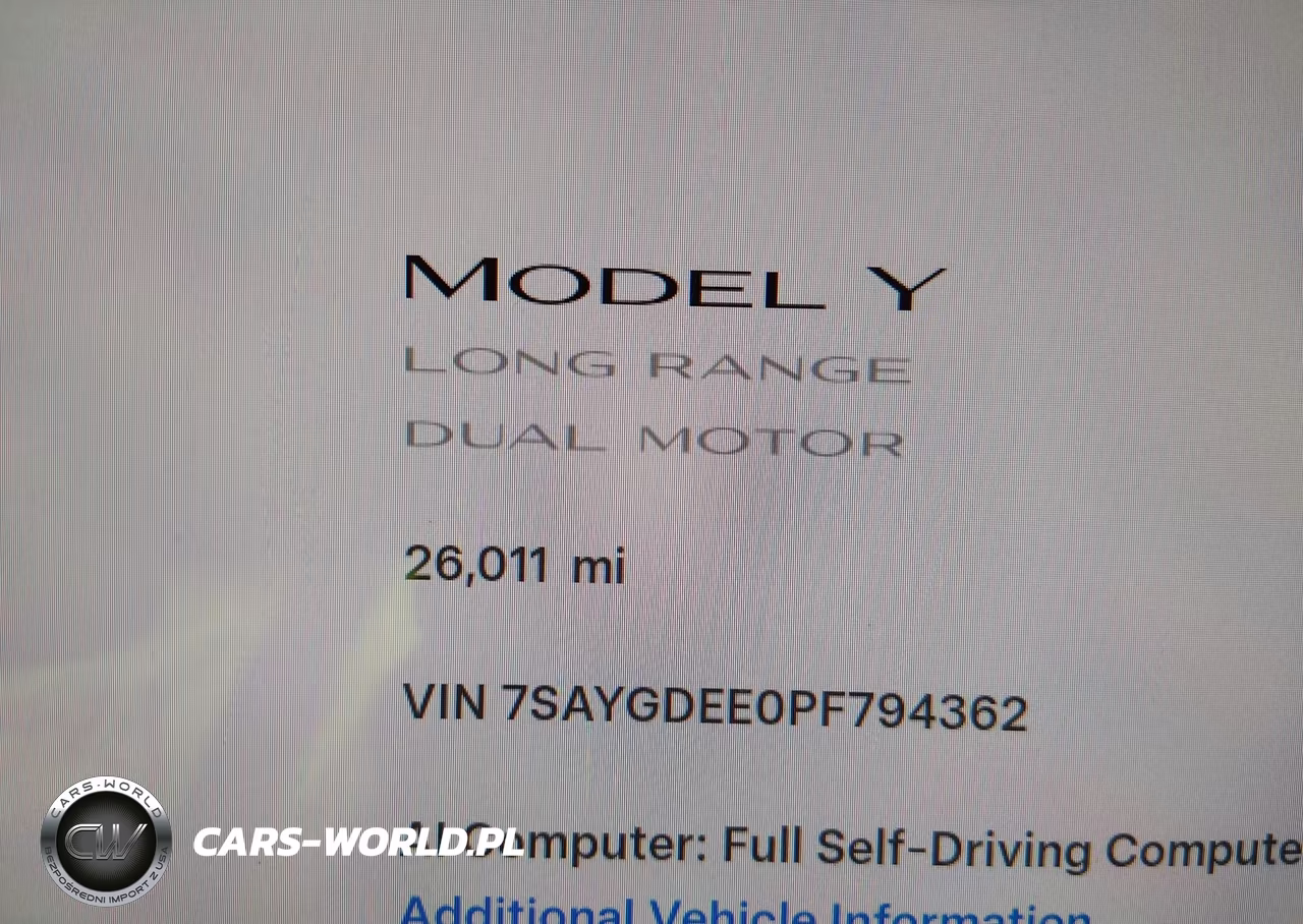 2023 Tesla Model Y VIN:7SAYGDEE0PF794362 - 7