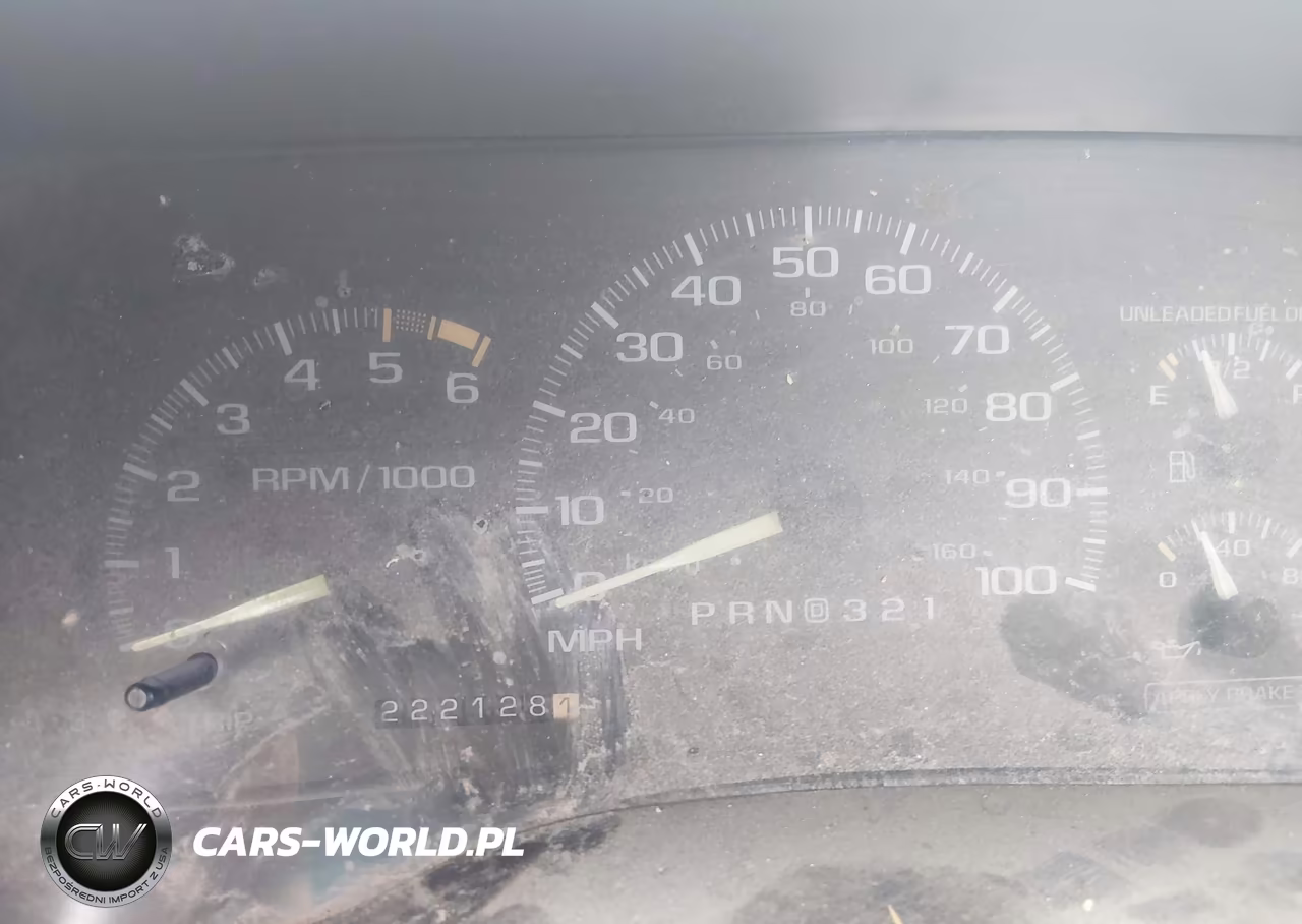 1996 GMC Sierra K2500 VIN:1GTGK24R1TZ543886 - 7