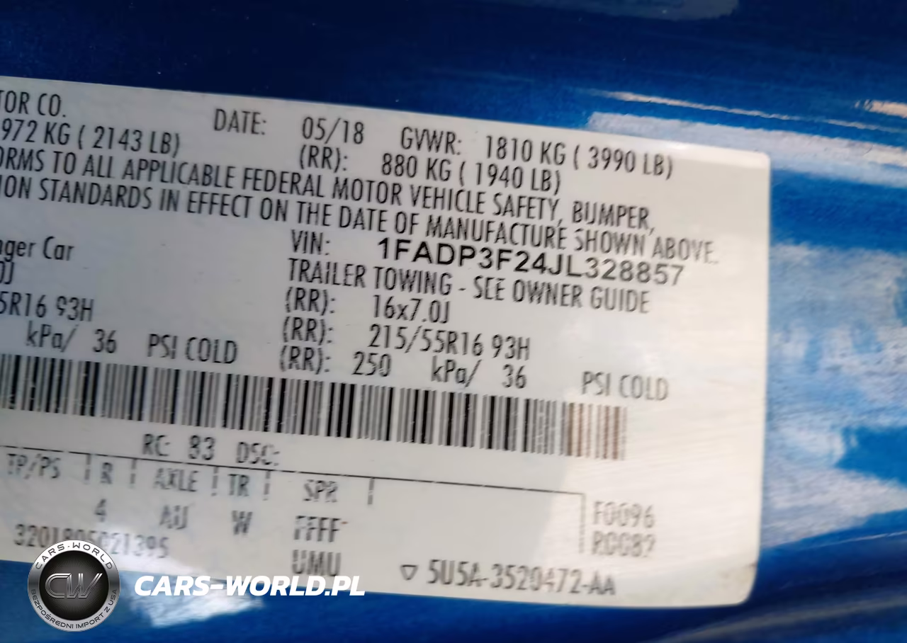 2018 Ford Focus Se VIN:1FADP3F24JL328857 - 9