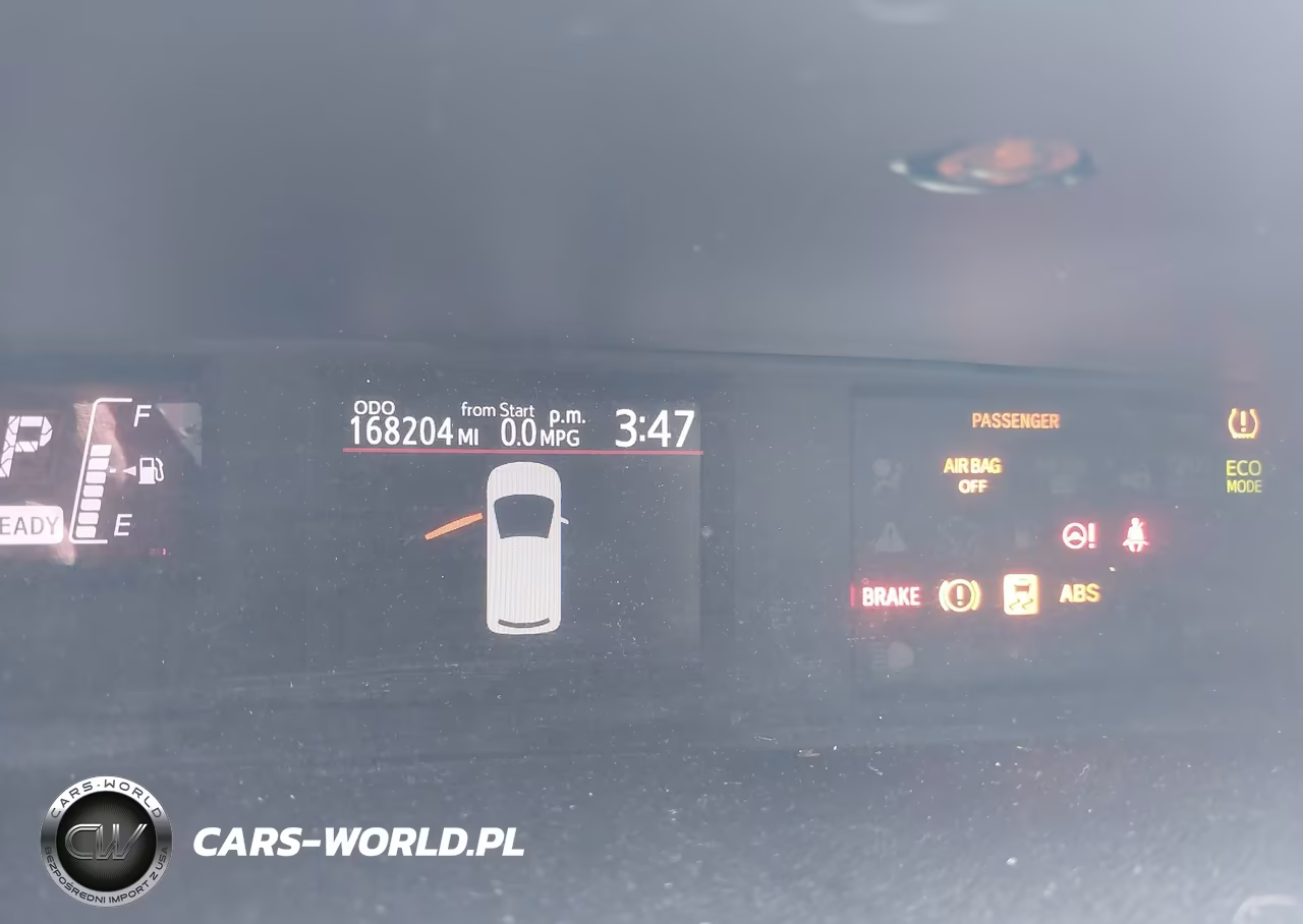 2015 Toyota Prius C One VIN:JTDKDTB30F1104013 - 7