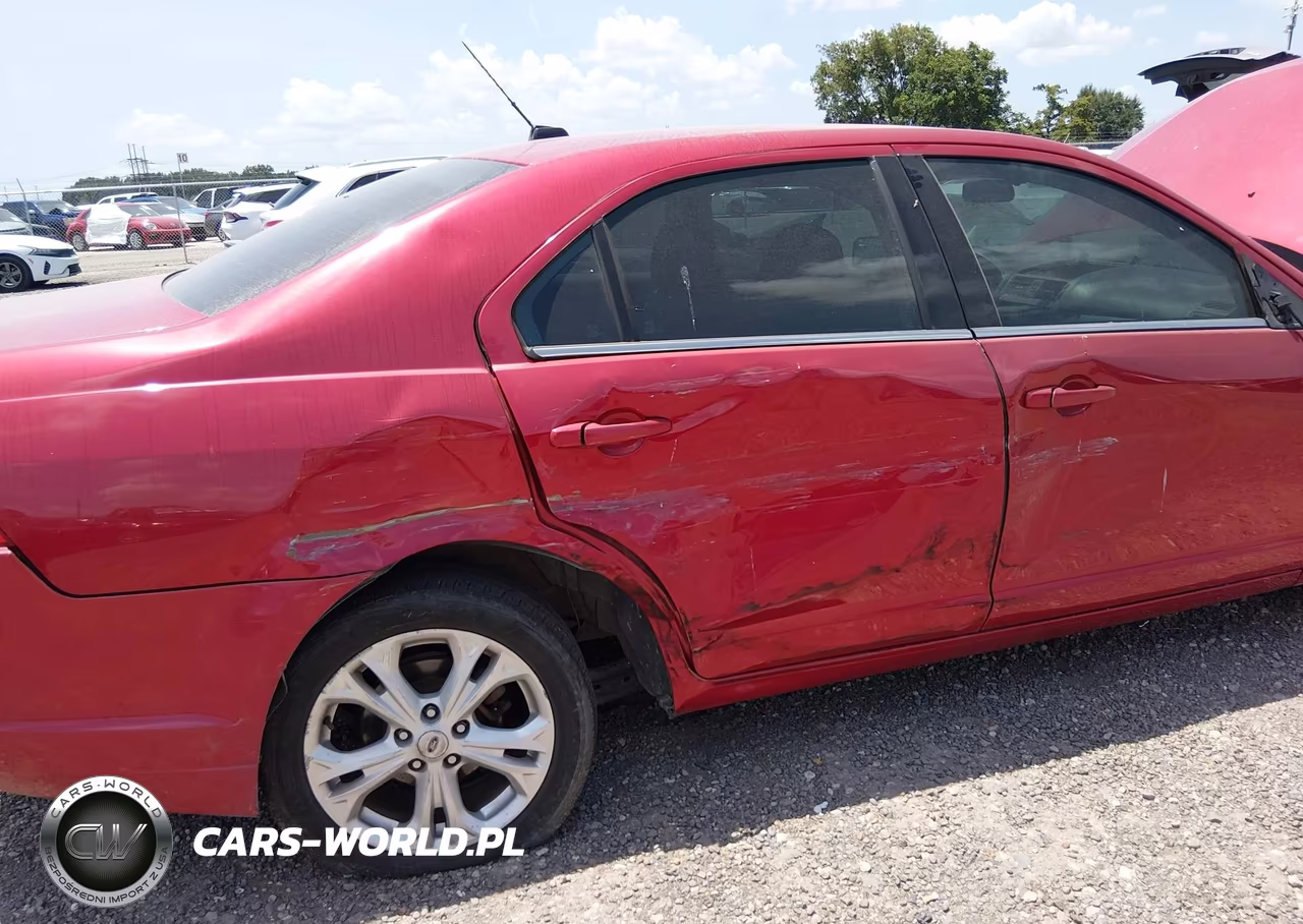 2012 Ford Fusion Se VIN:3FAHP0HA5CR246449 - 6