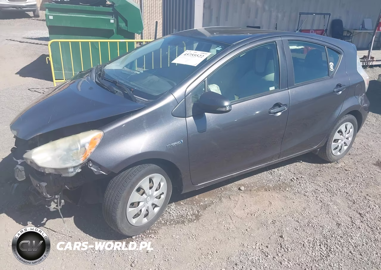 2014 Toyota Prius C One VIN:JTDKDTB39E1559201 - 2