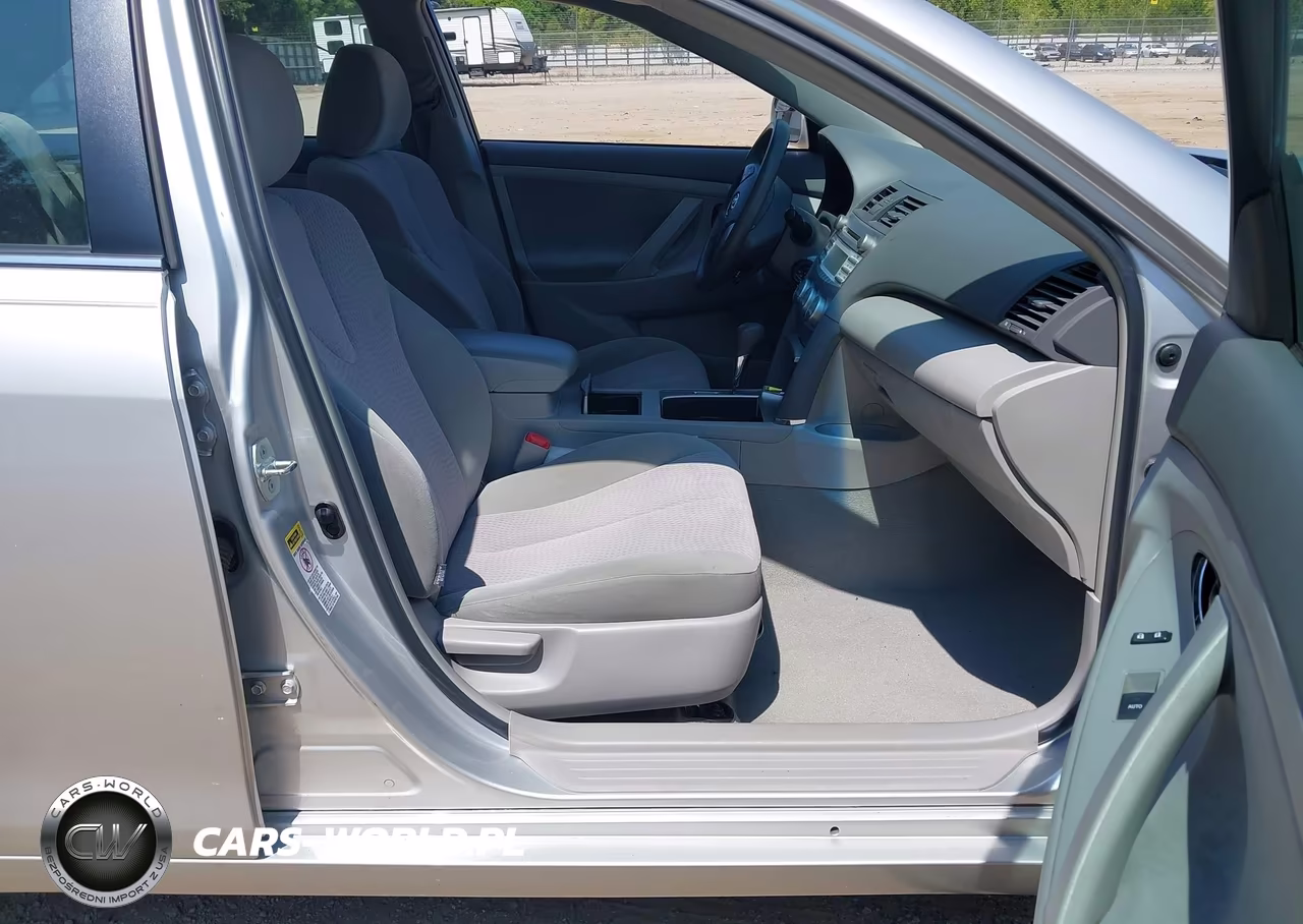 2011 Toyota Camry Le VIN:4T1BF3EKXBU749835 - 5