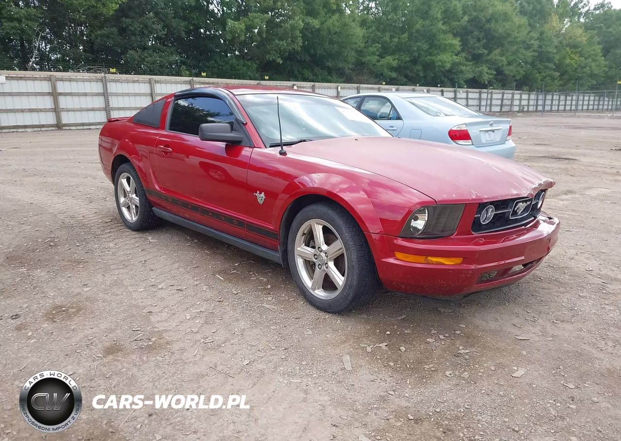 2009 Ford Mustang V6-V6 Premium