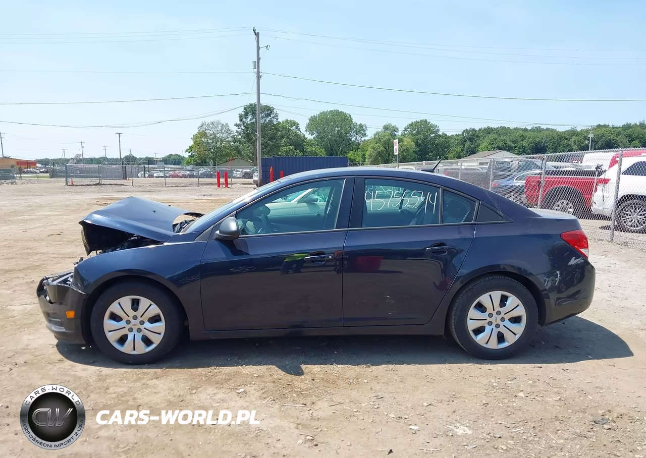 2014 Chevrolet Cruze Ls Auto VIN:1G1PA5SH8E7256566 - 14