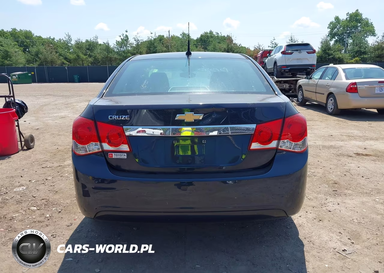 2014 Chevrolet Cruze Ls Auto VIN:1G1PA5SH8E7256566 - 16