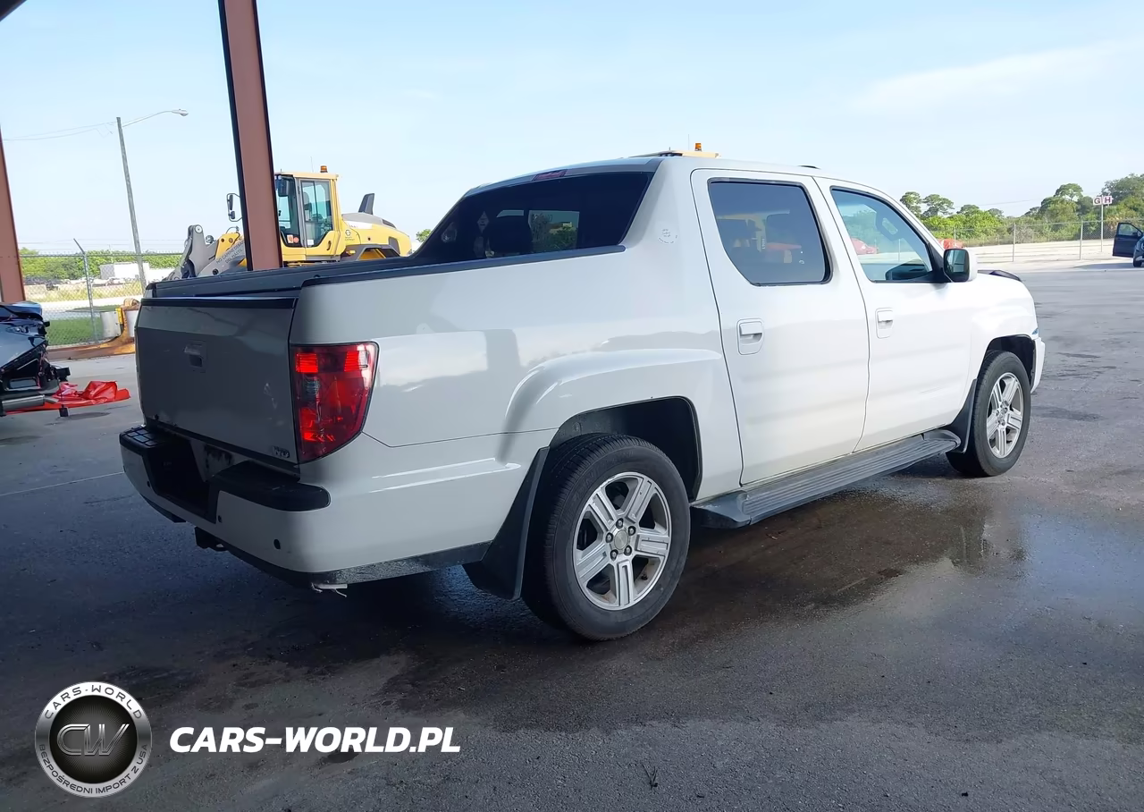 2010 Honda Ridgeline Rtl VIN:5FPYK1F54AB001233 - 4