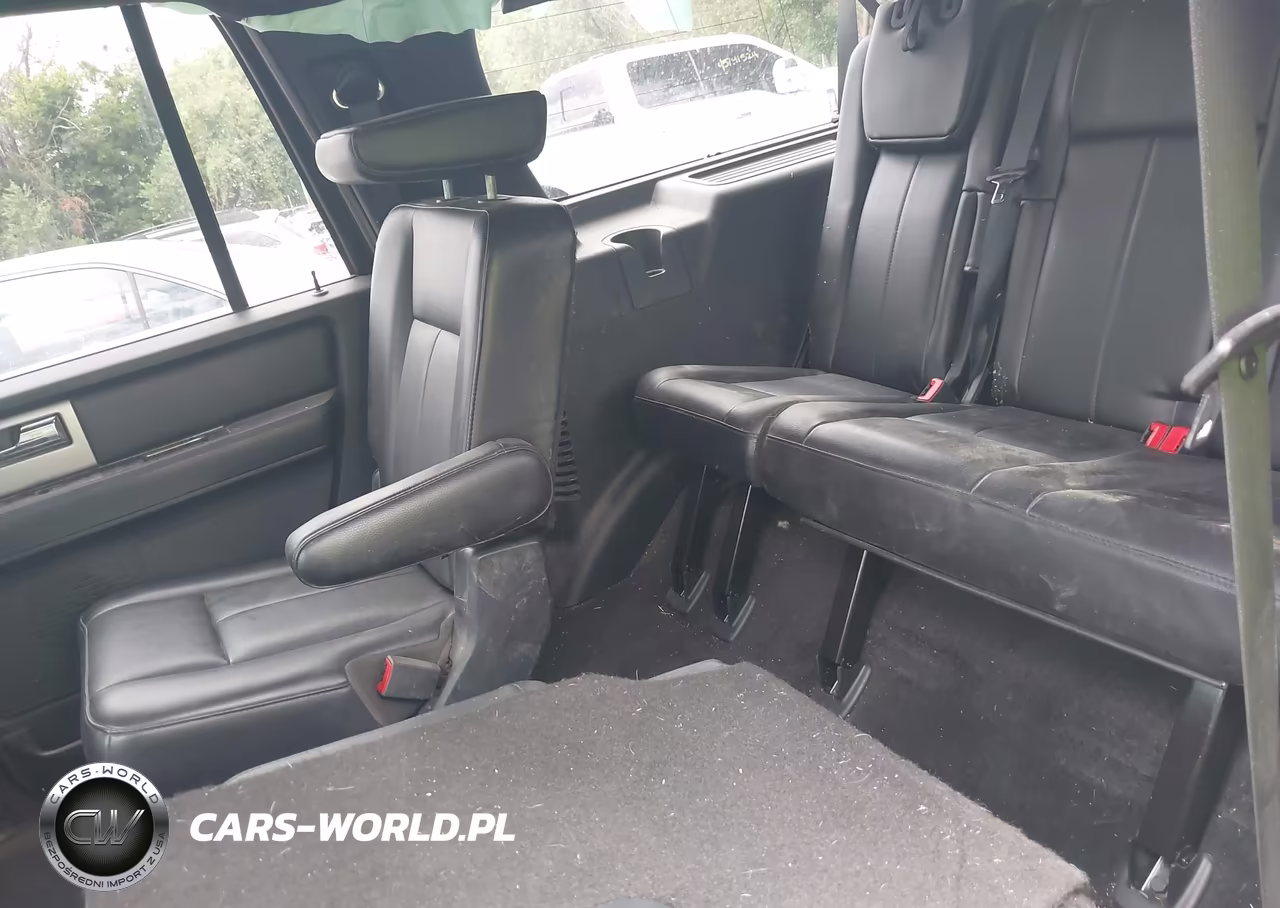 2016 Ford Expedition El Limited VIN:1FMJK2AT9GEF18359 - 17