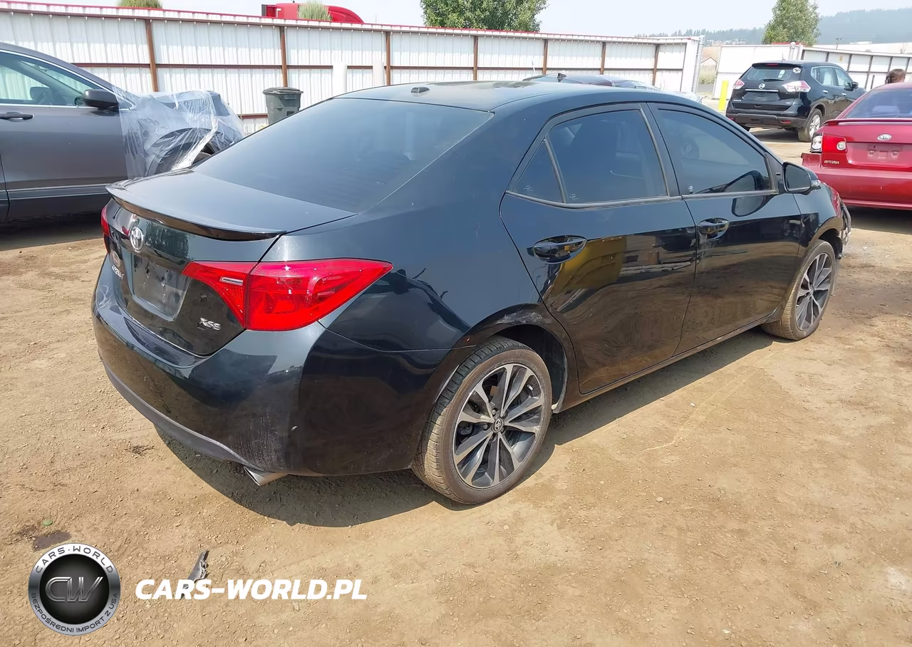 2017 Toyota Corolla Xse VIN:2T1BURHE6HC911789 - 4