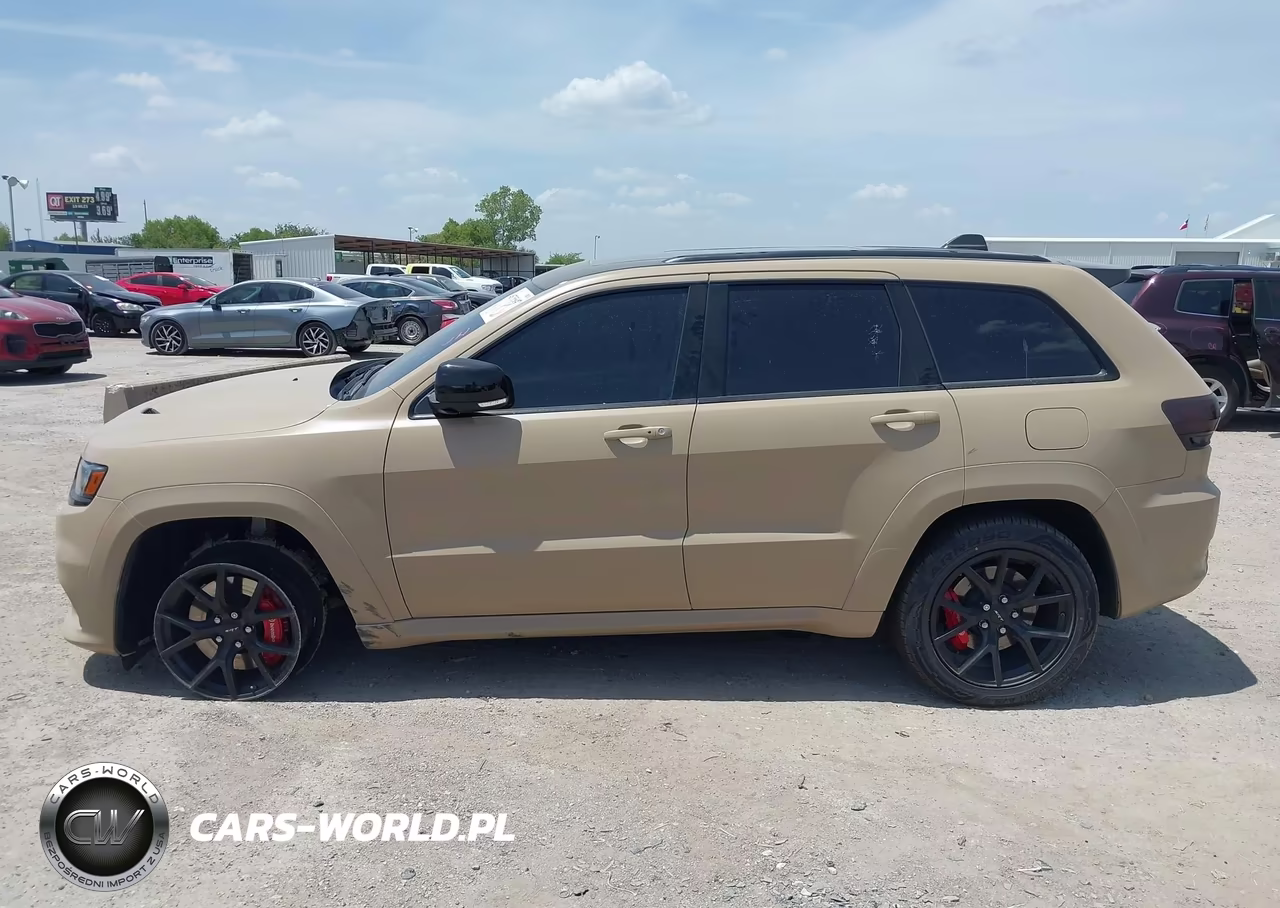 2020 Jeep Grand Cherokee Srt VIN:1C4RJFDJ2LC352557 - 13